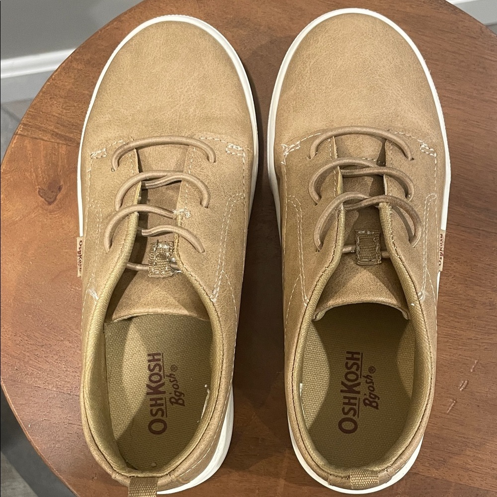 OshKosh B'gosh Kid Boys Slip on Sneakers Size 1